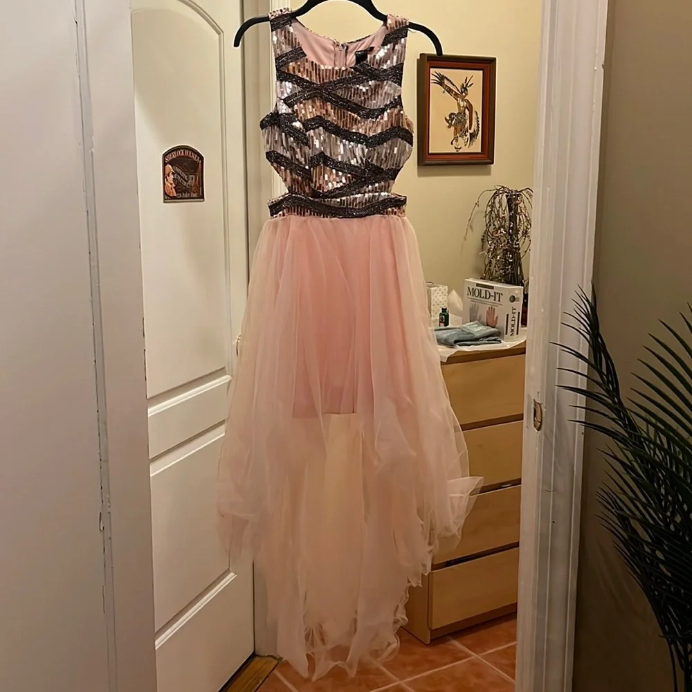Pink sequin short to long dress - Picture 1 of 5